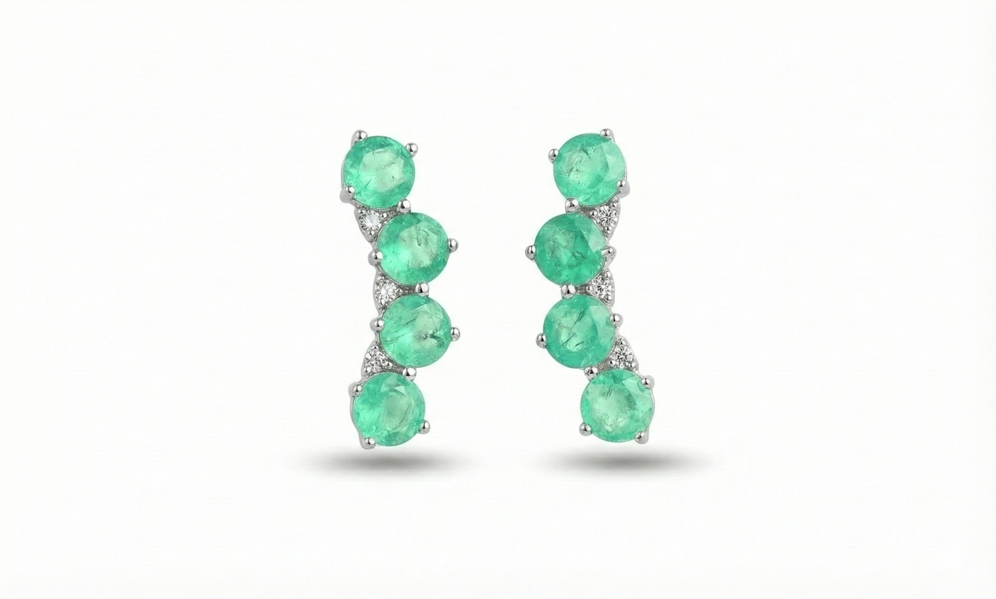 BRINCO EAR CUFF LAURA - ESMERALDA COLOMBIANA - Laure Joias