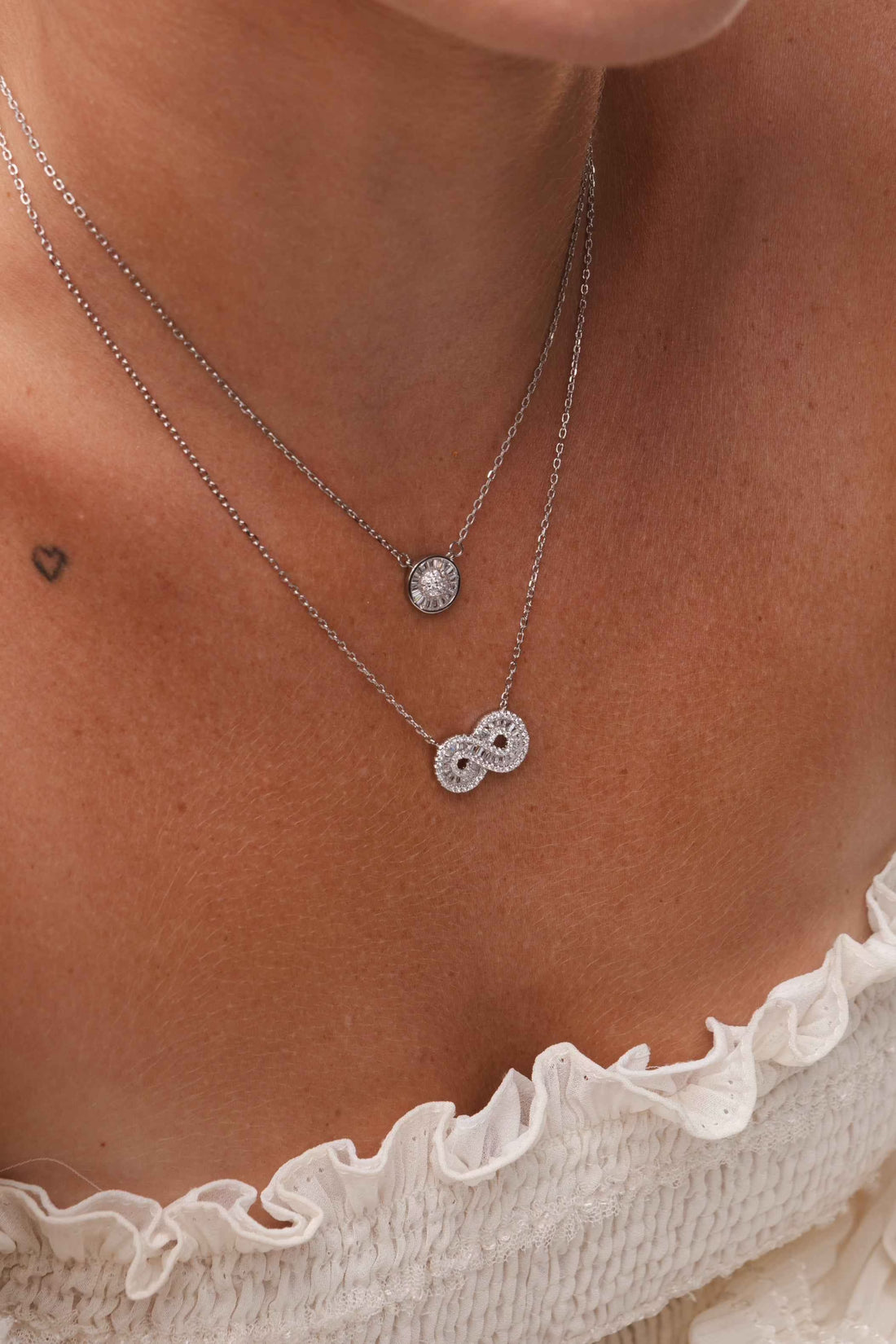 COLAR INFINITO BAGUETE - Laure Joias